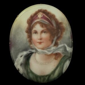 Vintage Brooch with Gold and Green Hues